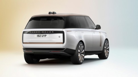 De nieuwe Range Rover (2022): 7 opvallende feiten De nieuwe Range Rover (2022): 7 opvallende feiten