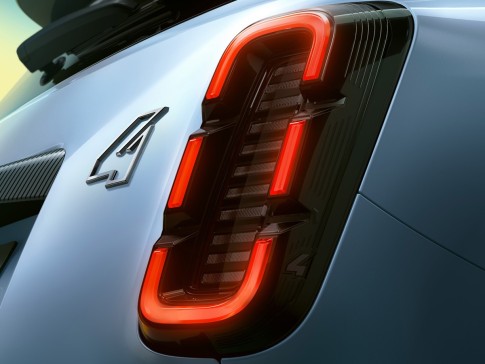 Nieuwe Renault 4 E-Tech Electric nu al onthuld vlak voor Autoshow van Parijs Nieuwe Renault 4 E-Tech Electric nu al onthuld vlak voor Autoshow van Parijs