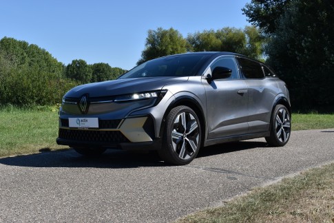 SUPERDEAL! Renault Megane E-Tech leasen uit voorraad bij ActivLease! SUPERDEAL! Renault Megane E-Tech leasen uit voorraad bij ActivLease!