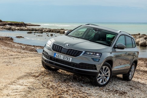 Nieuwe Skoda Karoq lease met scherpe vanafprijs, bestel bij ActivLease