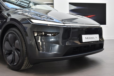 Tesla FSD goedgekeurd in Nederland: wat betekent dit voor uw leaseauto?