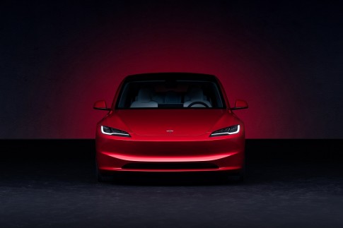 Zoveel actieradius haalt de nieuwe Tesla Model 3 Zoveel actieradius haalt de nieuwe Tesla Model 3