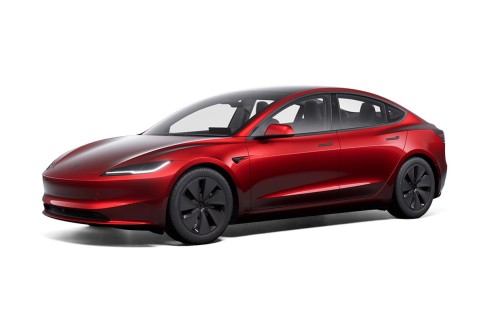 Tesla Model 3 krijgt update: grotere actieradius en terugkeer van geliefde functie Tesla Model 3 krijgt update: grotere actieradius en terugkeer van geliefde functie