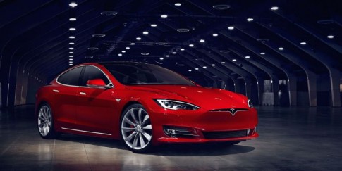 Tesla Model S actieradius verhoogd: 100D editie kan 540 km