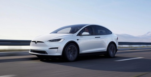 Vernieuwde Tesla Model X heeft sterkere motoren en lichter batterijpakket Vernieuwde Tesla Model X heeft sterkere motoren en lichter batterijpakket