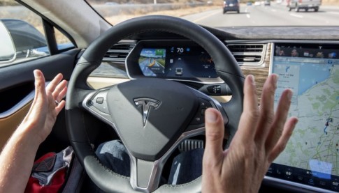 SWOV: 'zelfrijdende auto wordt nog even wachten'