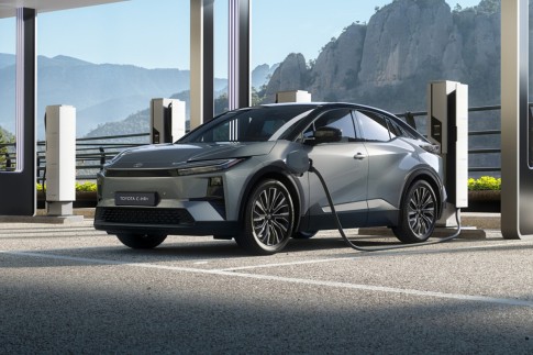 Toyota C-HR+: eindelijk het antwoord op de Kia EV3 en Skoda Elroq