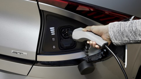 Elektrische en hybride auto's nu populairder dan diesel in Europa