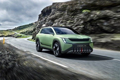 De nieuwe Skoda Vision 7S concept is in volle glorie te zien De nieuwe Skoda Vision 7S concept is in volle glorie te zien