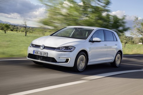 Volkswagen e-Golf in prijs verlaagd, direct leverbaar met 4% bijtelling! Volkswagen e-Golf in prijs verlaagd, direct leverbaar met 4% bijtelling!