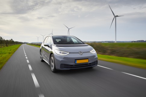 Volkswagen bouwt vanaf 2033 alleen nog maar elektrische auto's