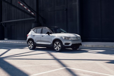 Volvo XC40 Recharge is een krachtpatser in vermomming Volvo XC40 Recharge is een krachtpatser in vermomming