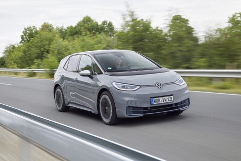 Volkswagen ID.3 met Lane en Travel Assist: minder stress, meer veiligheid Volkswagen ID.3 met Lane en Travel Assist: minder stress, meer veiligheid