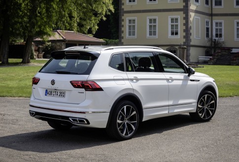 Prijs nieuwe Volkswagen Tiguan Allspace - 7-persoons SUV nu te bestellen Prijs nieuwe Volkswagen Tiguan Allspace - 7-persoons SUV nu te bestellen
