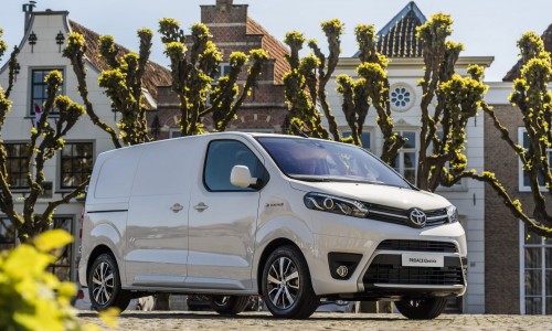 Toyota maakt prijzen van volledig elektrische PROACE Electric bekend