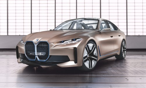 BMW i4 daagt Tesla uit met 600 km rijbereik