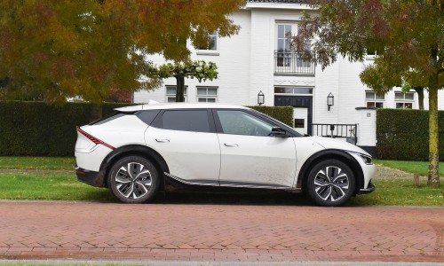 De Kia EV6 pakt record af van Tesla dankzij super snel 800V laden De Kia EV6 pakt record af van Tesla dankzij super snel 800V laden