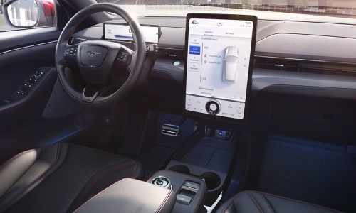 Ford Mustang Mach-e krijgt games en Alexa in eerste over-the-air update