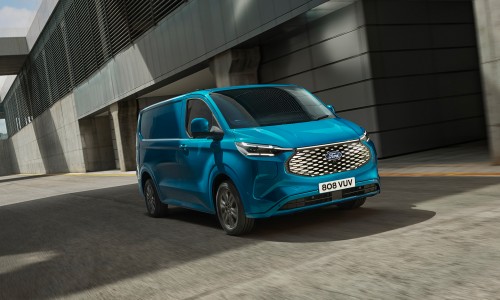 De elektrische Ford E-Transit Custom laat meer van zich zien