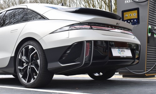 400 kilometer actieradius bijladen in 10 minuten wordt binnenkort werkelijkheid 400 kilometer actieradius bijladen in 10 minuten wordt binnenkort werkelijkheid