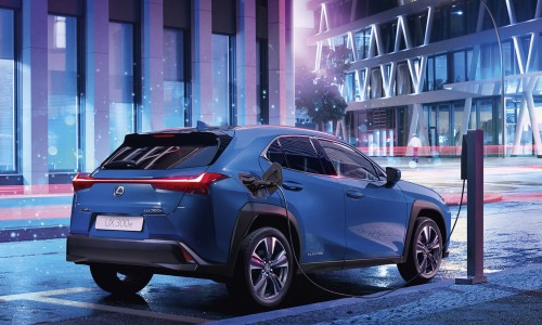 De elektrische Lexus UX300e is nu tot ruim 11.000 euro goedkoper