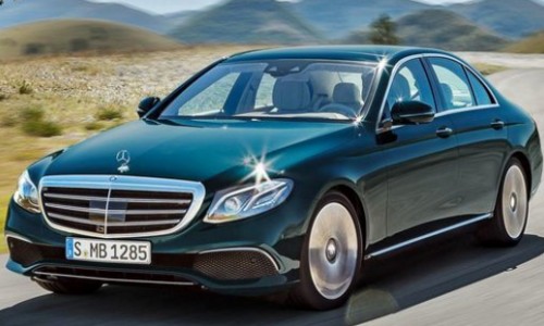 De nieuwe Mercedes E-klasse: auto of robot?