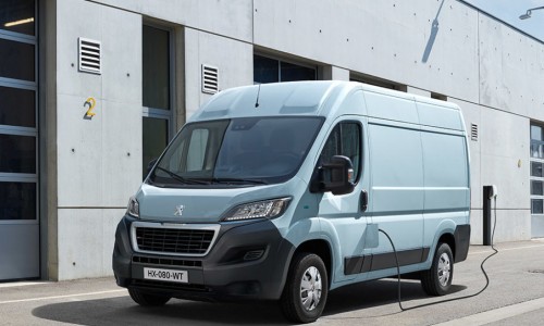 Peugeot maakt met de e-Boxer ook haar grootste bestelbus elektrisch