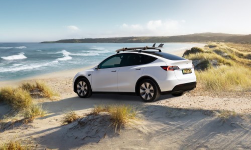 Autoverkopen november: aandeel elektrische auto's en hybrides stijgt flink Autoverkopen november: aandeel elektrische auto's en hybrides stijgt flink