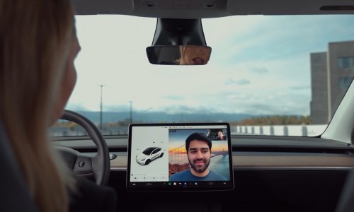 Zoom videogesprekken houden in uw Tesla, binnenkort kan het!