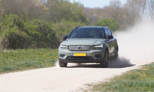 Video: Volvo XC40 Recharge is een compacte SUV met 408 pk vermogen