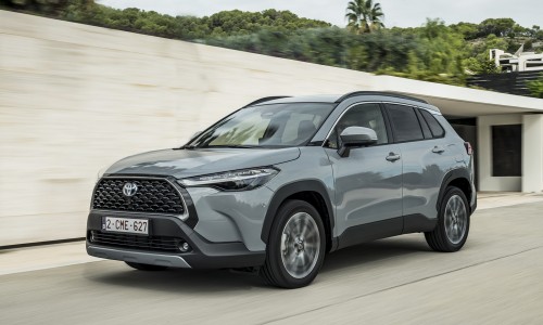 Toyota Corolla Cross: nieuwe compacte cross-over van Toyota is nu te leasen!