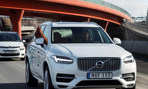 Volvo laat zelfrijdende auto testen door consument