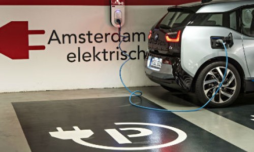 Vervoer in 2025 bijna uitstootvrij volgens Amsterdams Klimaatakkoord Vervoer in 2025 bijna uitstootvrij volgens Amsterdams Klimaatakkoord