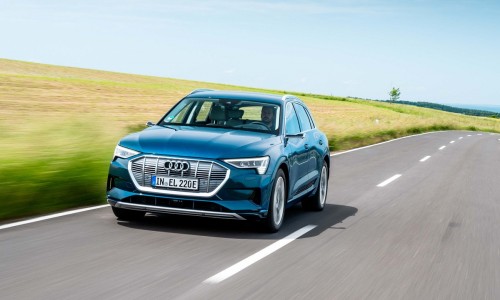 Audi e-tron verslaat Tesla, Jaguar en Mercedes als populairste premium EV Audi e-tron verslaat Tesla, Jaguar en Mercedes als populairste premium EV