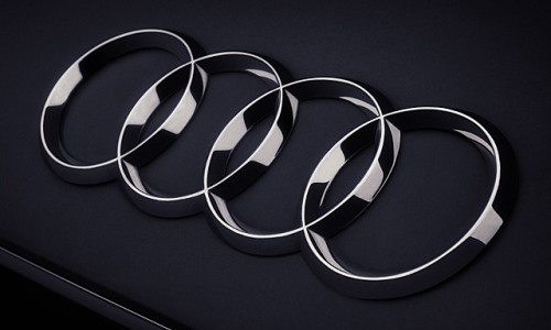 Zonnecellen op daken nieuwe auto's van Audi Zonnecellen op daken nieuwe auto's van Audi