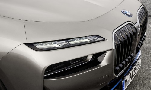 BMW i7 heeft koplampen met Swarovski-kristal