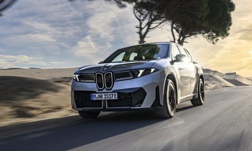 BMW iX3 verslaat concurrentie met verbluffend snelle rijtijd voor 1.000 kilometer