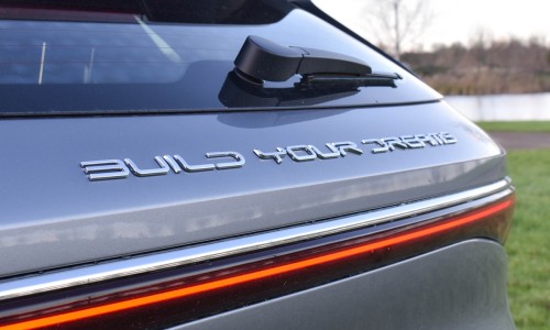 BYD gaat Tesla voorbij als grootste EV-merk ter wereld