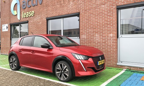 Peugeot e-208 review - elektrificatie waar we blij van worden