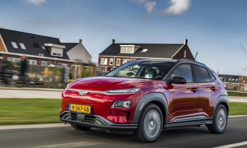Elektrisch rijden is hot! Voor het eerst meer dan 100.000 EV's in Nederland Elektrisch rijden is hot! Voor het eerst meer dan 100.000 EV's in Nederland