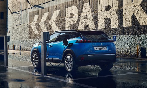 Subsidie elektrische auto in 2023 vanaf nu beschikbaar - zo werkt het