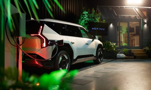 Elektrische auto's als oplossing voor vol stroomnet? Vattenfall start met V2G-pilot