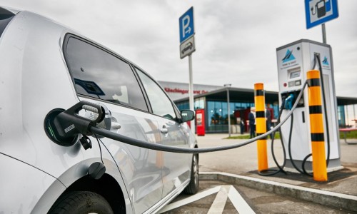 Duitsland krijgt 1.000 extra laadstations voor elektrische auto's langs Autobahn