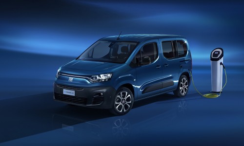De nieuwe Fiat Doblò wordt ook elektrisch als E-Doblò De nieuwe Fiat Doblò wordt ook elektrisch als E-Doblò