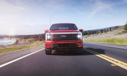 Elektrische Ford F-150 Lightning haalt meer actieradius dan Rivian R1T
