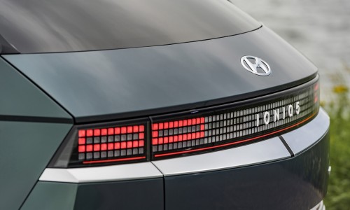 Hyundai IONIQ 5 scoort hattrick bij World Car of the Year 2022
