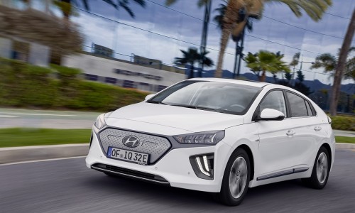 Hyundai IONIQ Electric krijg een update: nieuwe look en 300 km range Hyundai IONIQ Electric krijg een update: nieuwe look en 300 km range