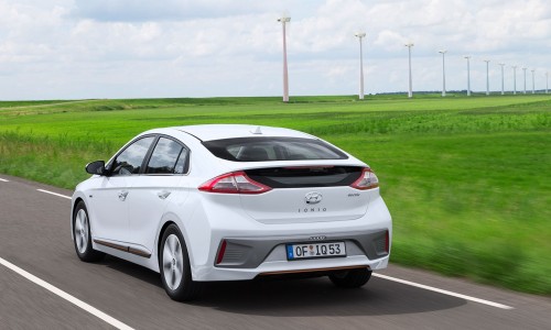 Hyundai IONIQ Electric steeds populairder in Nederland Hyundai IONIQ Electric steeds populairder in Nederland