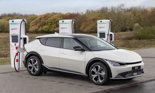 Kia EV6 actieradius verhoogd naar 528 kilometer, vanaf september in Nederland Kia EV6 actieradius verhoogd naar 528 kilometer, vanaf september in Nederland