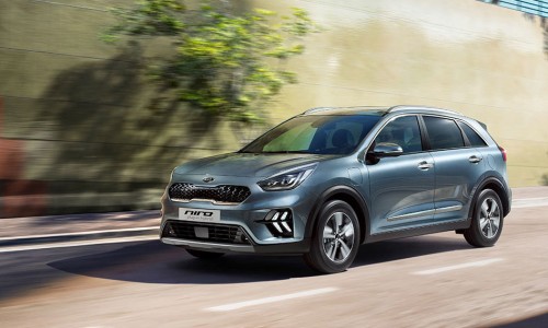 Kia e-Niro nu ook te bestellen met kleinere accu én prijsverlaging! Kia e-Niro nu ook te bestellen met kleinere accu én prijsverlaging!